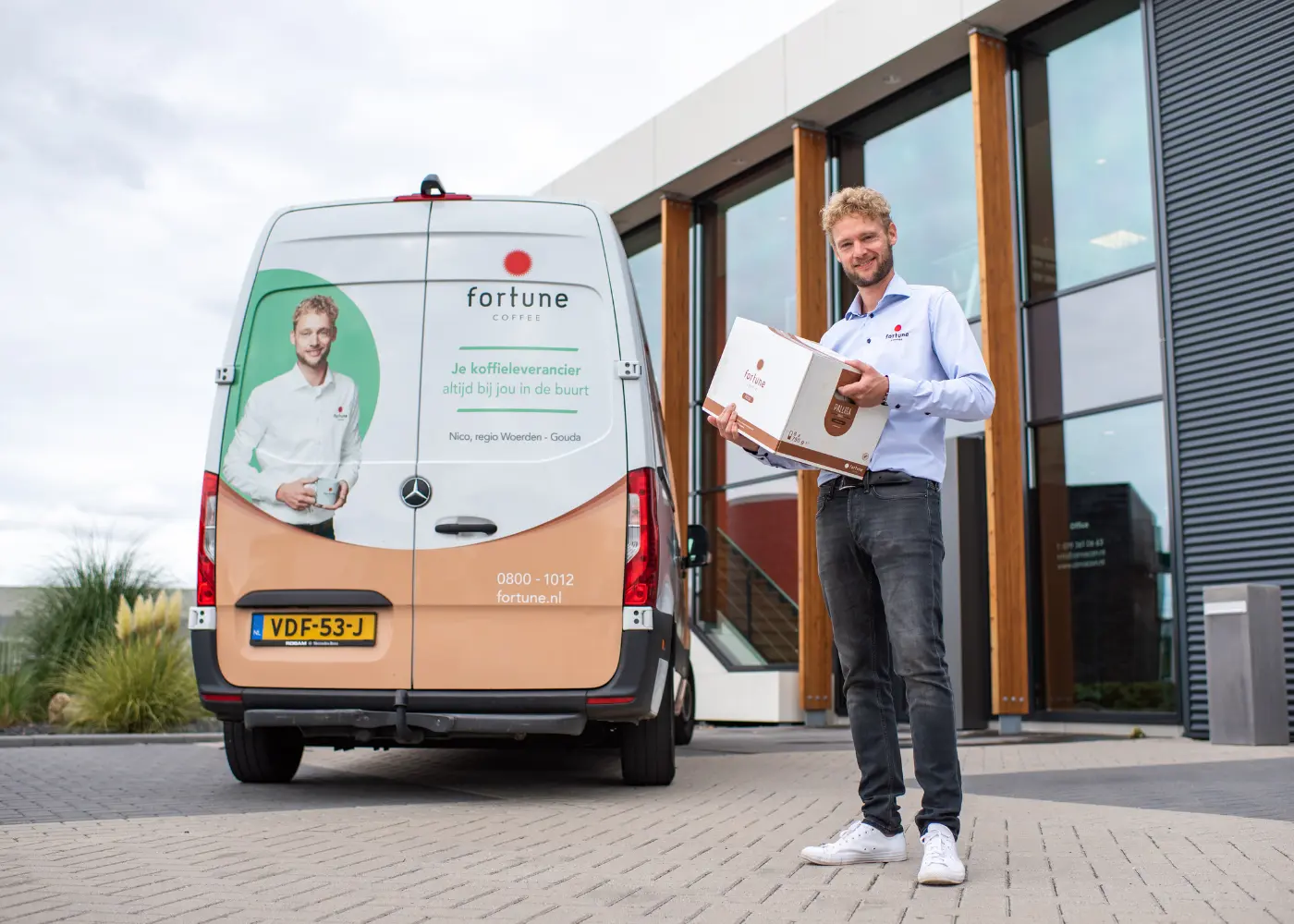 Download de brochure of alles te weten te komen over ondernemerschap bij Fortune Coffee